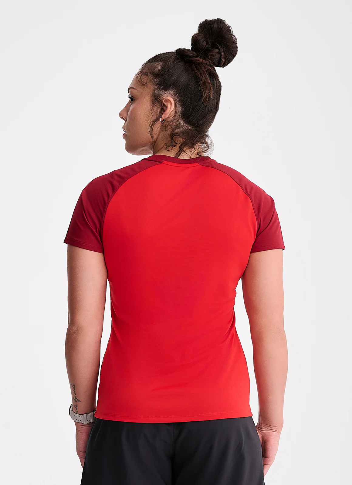 IPPONGEAR_Iconic Teamwear Tee Women_red-burgundy_back