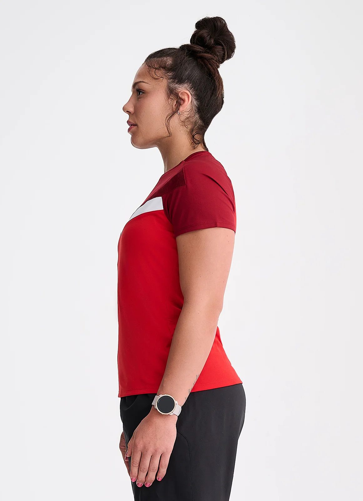 IPPONGEAR_Iconic Teamwear Tee Women_red-burgundy_side