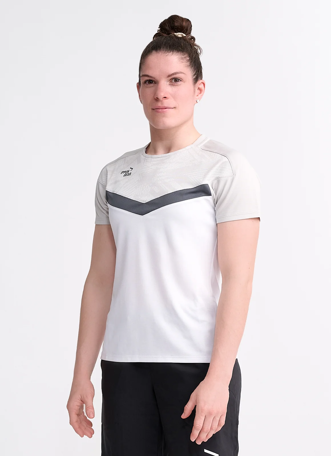 IPPONGEAR_Iconic Teamwear Tee Women_white-soft grey-anthra light_half side