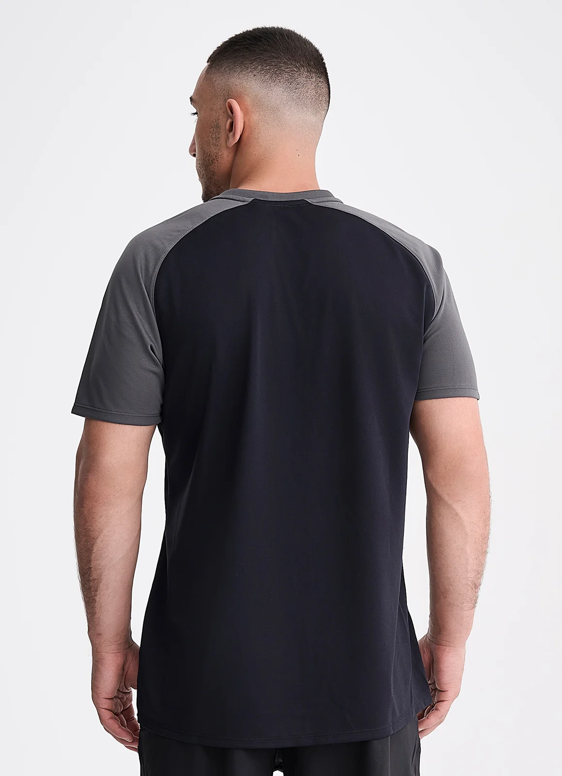 IPPONGEAR_Iconic Teamwear Tee_black-anthracite_back