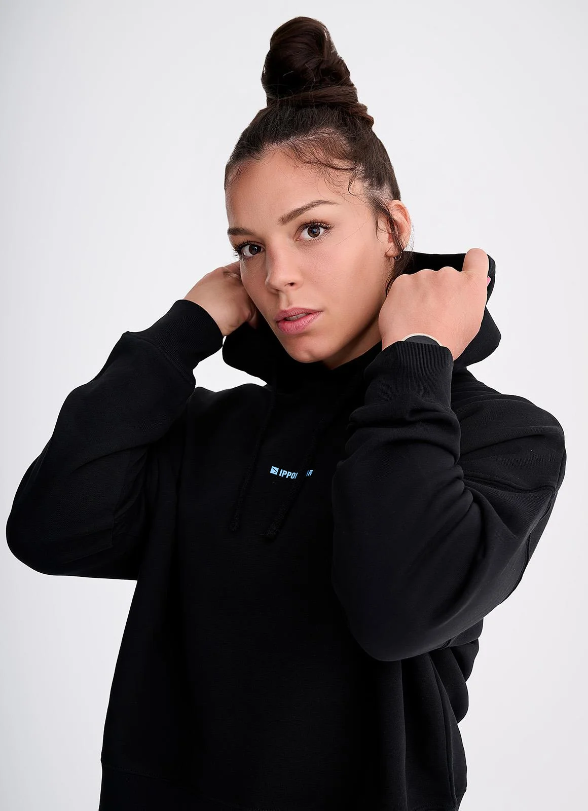 IPPONGEAR_Lifestyle Collection_Women Oversize Hoodie Minimal 2_black_emotion 2