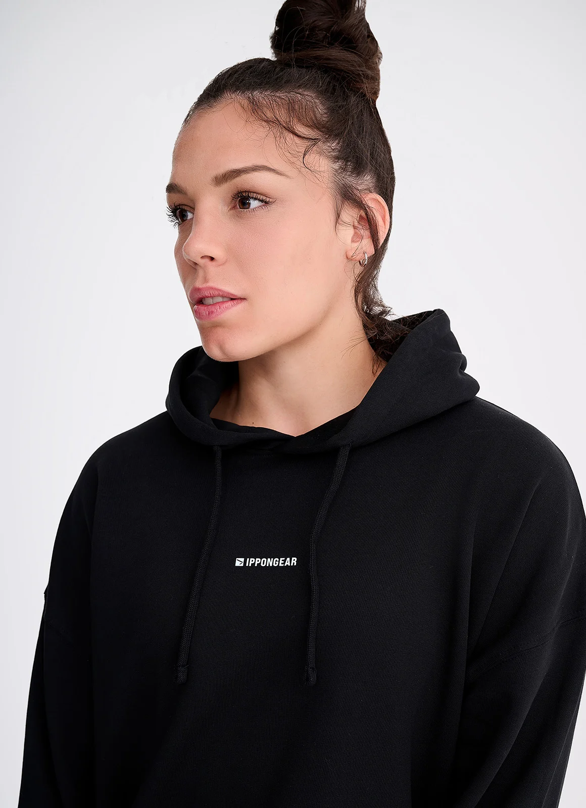 IPPONGEAR_Lifestyle Collection_Women Oversize Hoodie Minimal 2_black_emotion 3