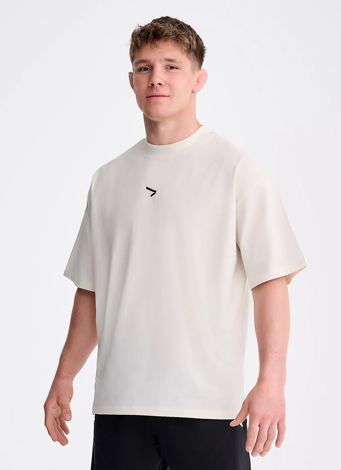 IPPONGEAR_Lifestyle Kollektion_Oversize T-Shirt Icon Unisex_cream_half side