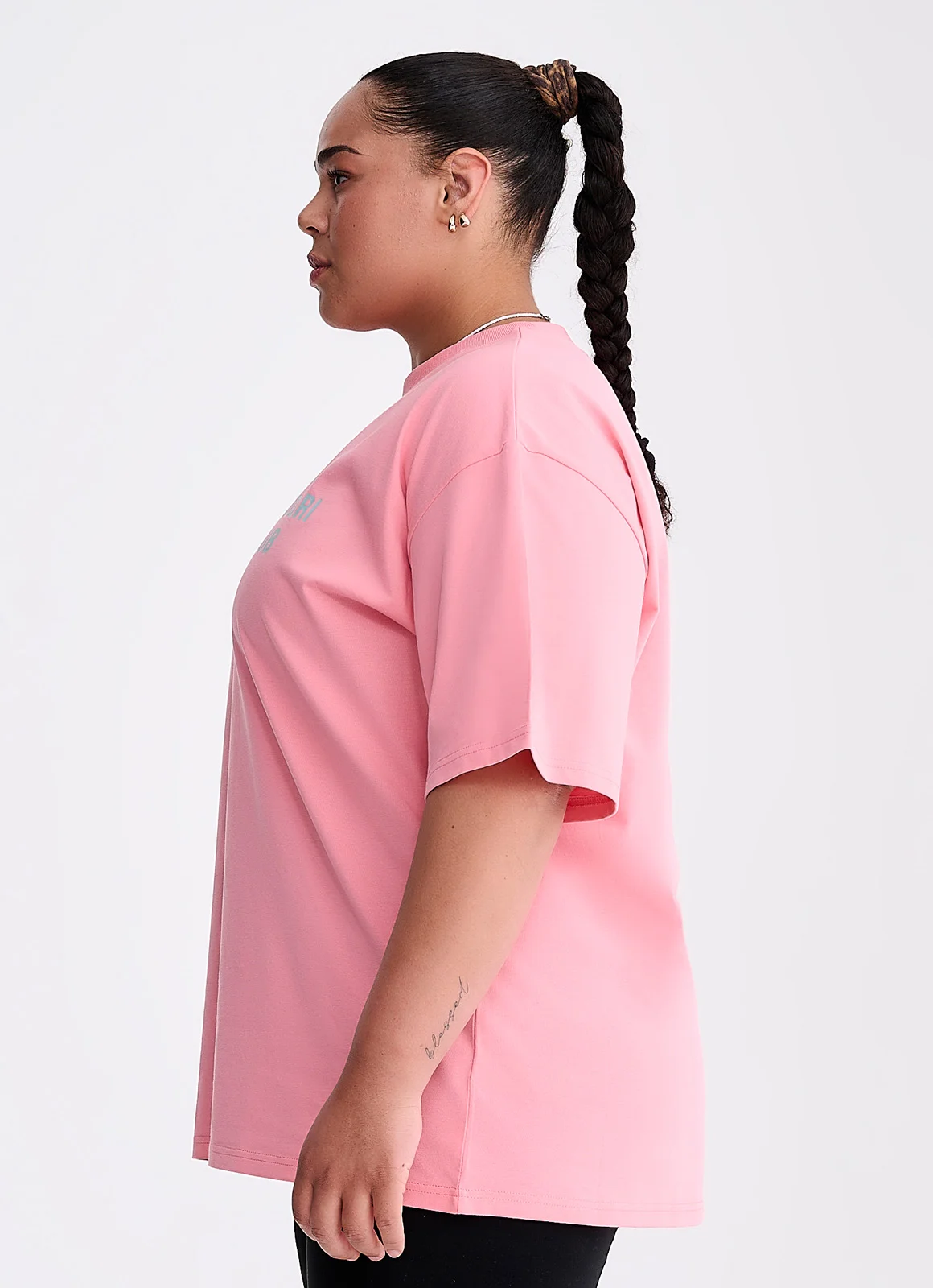 IPPONGEAR_Lifestyle Kollektion_Oversize T-Shirt Randori Club Unisex_pink joy_side
