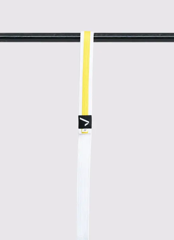 cinturón de judo blanco - amarillo