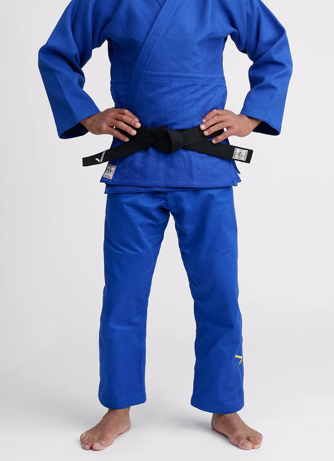 pantalón de judo homologado por la IJF de color azul